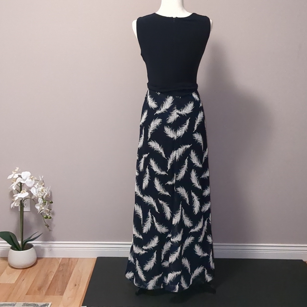 Phase Eight Sleeveless Maxi Dress - Picture 4 of 11